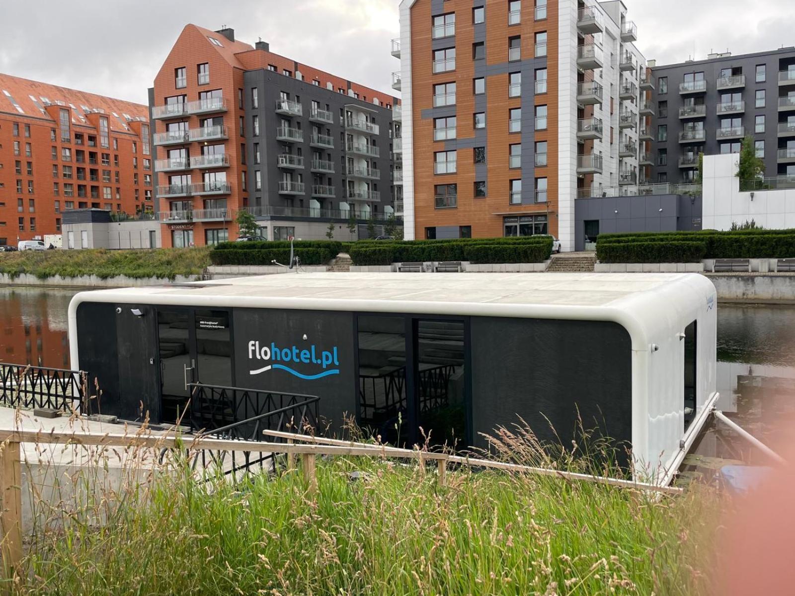 Dom Na Wodzie - Flohotel Gdansk Luaran gambar