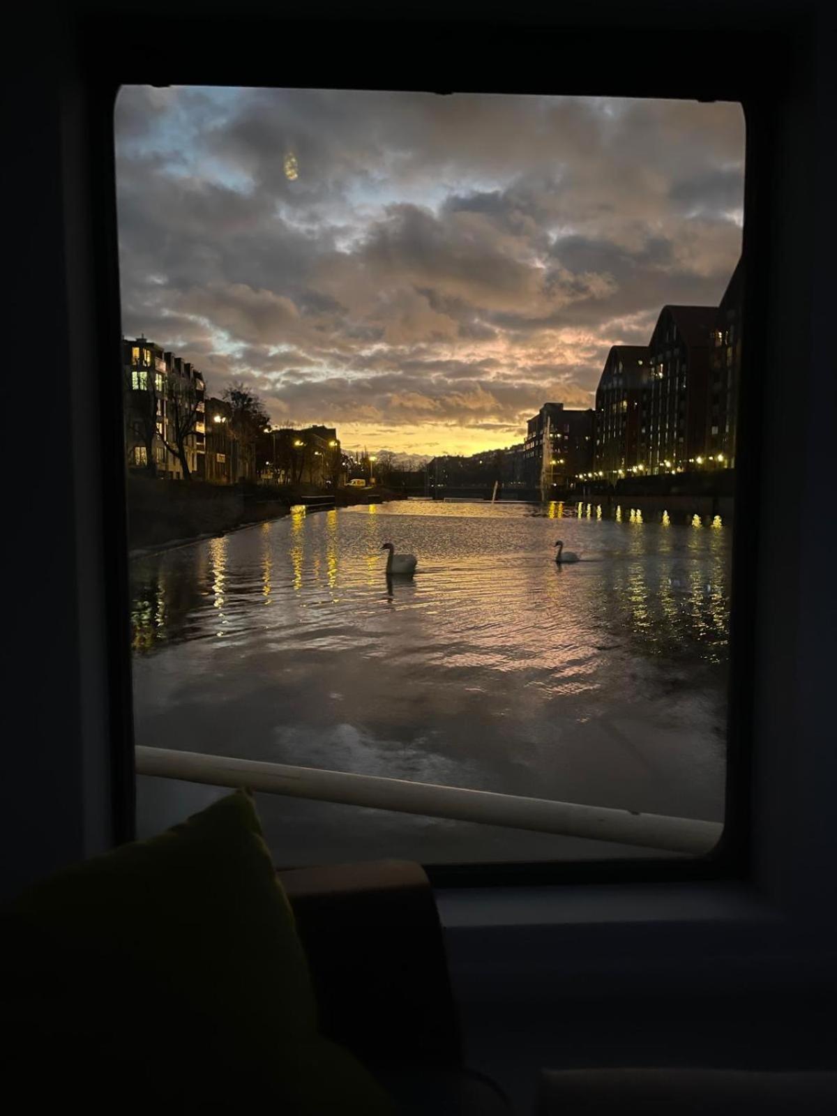Dom Na Wodzie - Flohotel Gdansk Luaran gambar