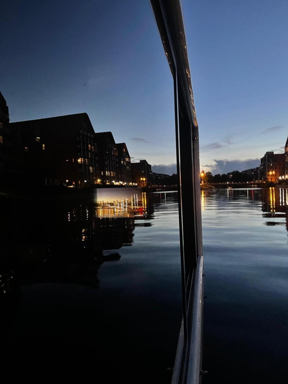 Dom Na Wodzie - Flohotel Gdansk Luaran gambar