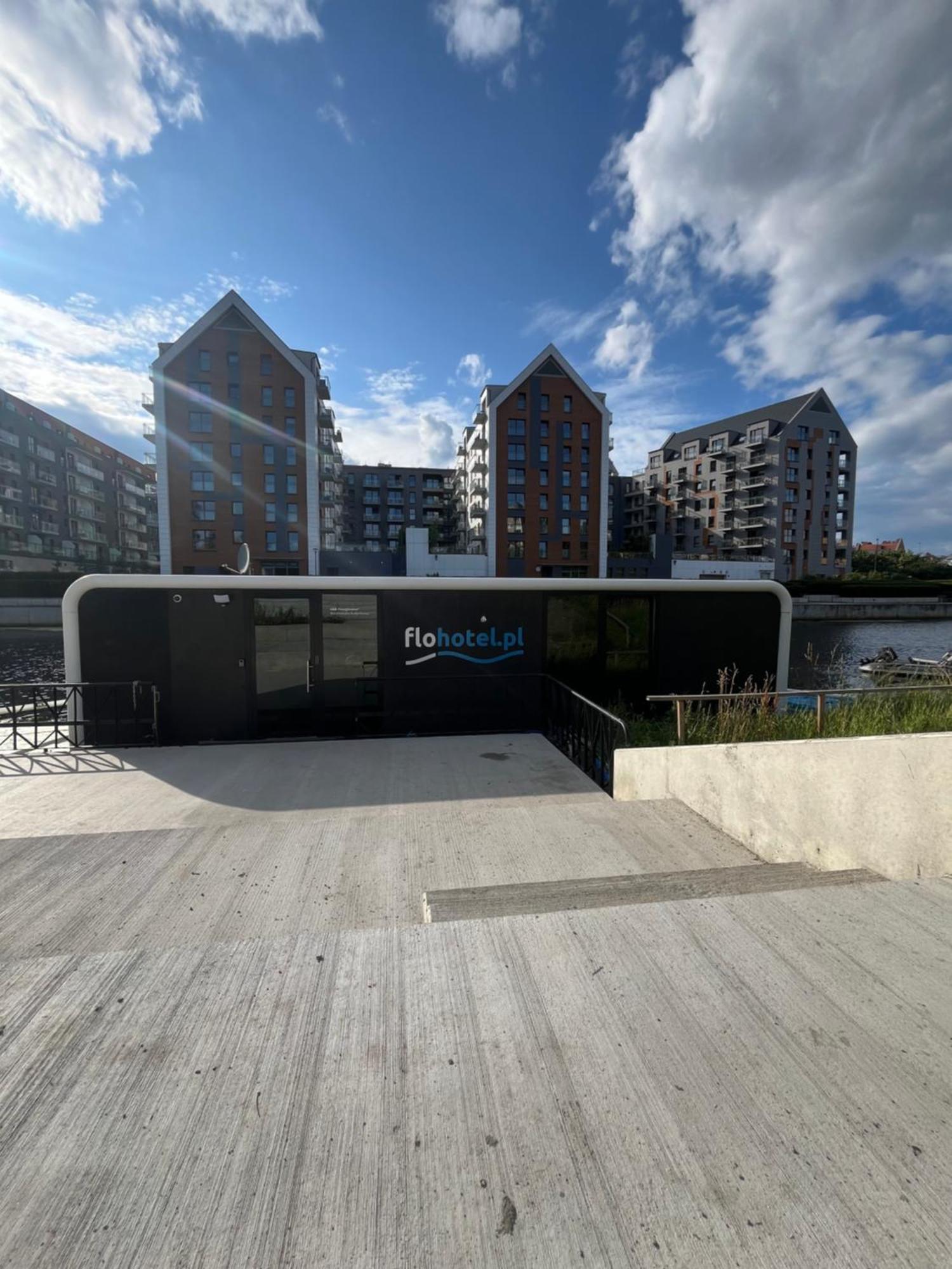 Dom Na Wodzie - Flohotel Gdansk Luaran gambar