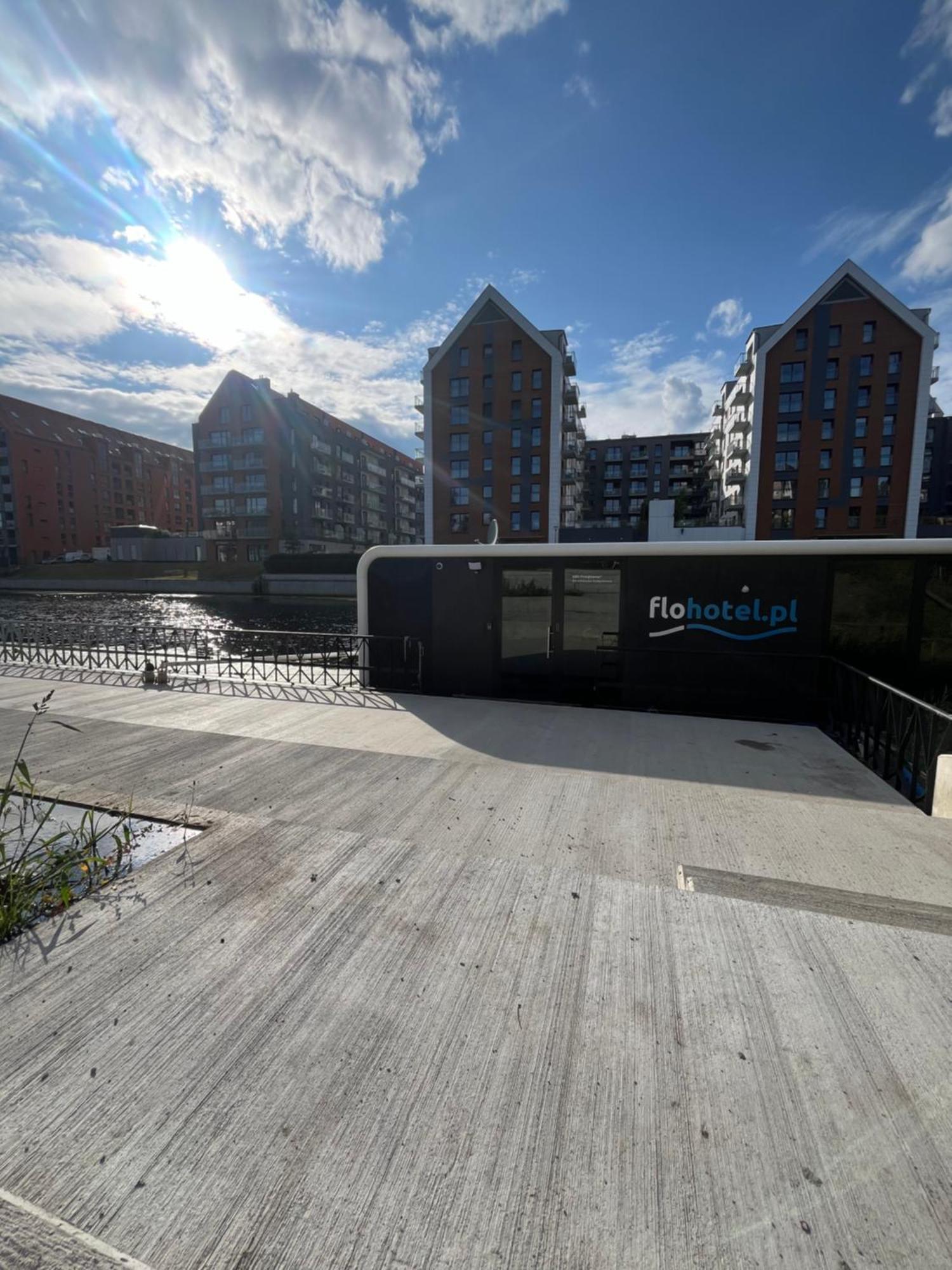 Dom Na Wodzie - Flohotel Gdansk Luaran gambar