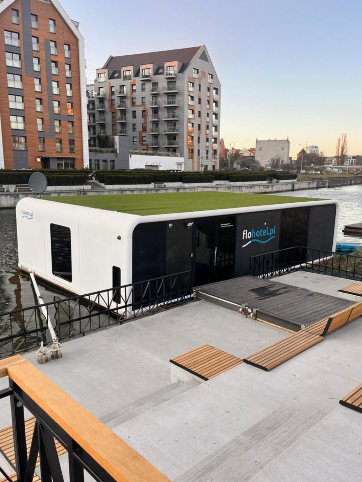 Dom Na Wodzie - Flohotel Gdansk Luaran gambar
